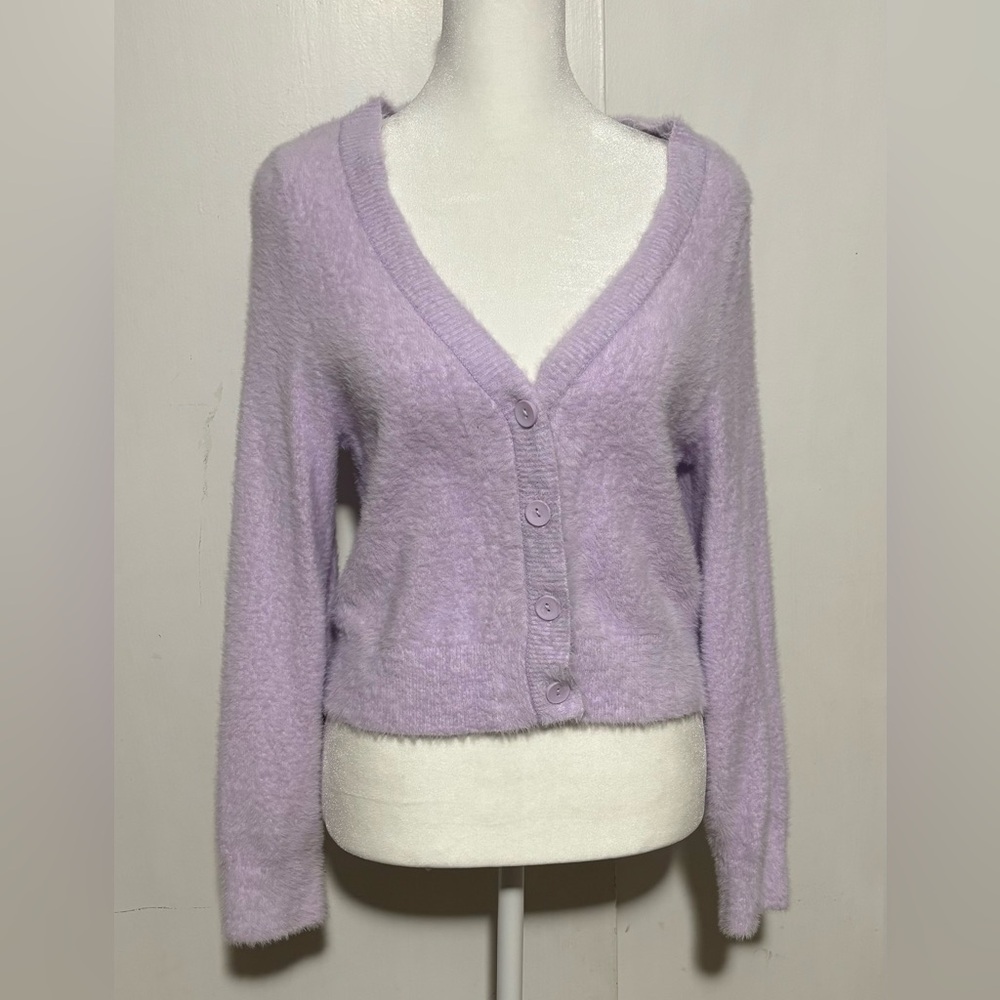 Aerie Purple Fuzzy Knit Cropped Cardigan
Sweater SP NWOT